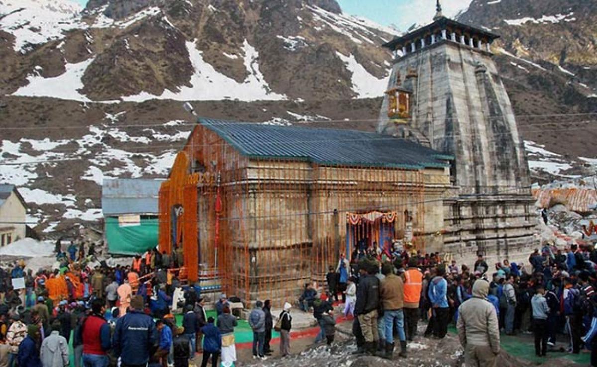 Inclement weather in Kedarnath: Chopper services winds up